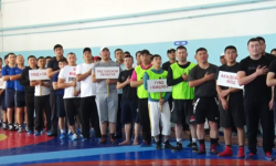 Бишкекте кыргыз күрөшү боюнча Ички иштер министрлигинин чемпионаты башталды