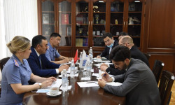 Улан Ниязбеков ЕККУнун Бишкектеги программалык кеңсесинин жаңы башчысы менен жолугушту