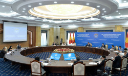 Президент Садыр Жапаров Сот жана укук коргоо ишин өркүндөтүү боюнча кеңештин негизги милдеттерин аныктады