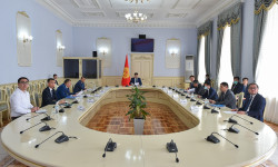 Алкоголдук жана тамеки продукцияларын милдеттүү маркалоону 1-июлга чейин ишке киргизүү тапшырмасы берилди 