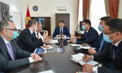 Бишкек шаарын өнүктүрүүнүн актуалдуу маселелери талкууланды