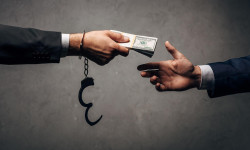 Коррупцияга малынган мамлекеттик кызмат