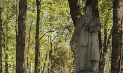 Кыргыз элинин улуу акыны, кыргыз адабиятынын классиги Темиркул Үмөталиев эскерилди