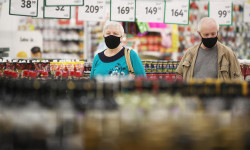 Коронавирус күчөп жатканына байланыштуу Бишкек шаарында рейддик текшерүүлөр күчөдү