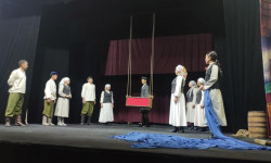 "Бала башкарма" спектаклинин бет ачары өттү