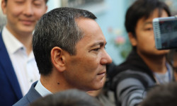 Өмүрбек Бабанов 31-июлга чейин тергөө абагында калтырылды