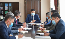 Өлкөнүн социалдык-экономикалык өнүгүүсүнүн актуалдуу маселелери жана аларды чечүү жолдору талкууланды