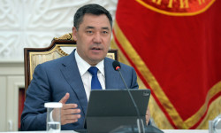 Президент Садыр Жапаров Европа өнүктүрүү банкынын президенти менен видео аркылуу сүйлөштү 