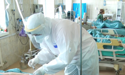 Өлкө боюнча ооруканаларда коронавирус менен ооругандарга орун жетиштүү 