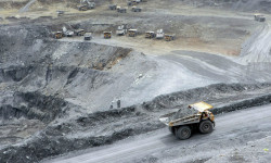 Кумтөр иши: шектүү миллиондордун изи