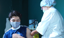 Коронавируска каршы жалпы эмдөө жүрүп жатат