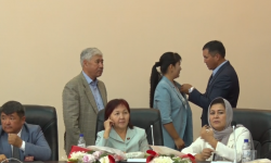 Ош шаардык кеңешинин депутаттарына мандат тапшырылды