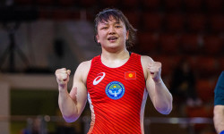 Токио Олимпиадасы: Мээрим Жуманазарова коло медаль үчүн күрөшөт