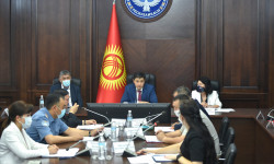 Марипов: Эгемендүүлүктүн 30 жылдыгын майрамдоо эпидемиологиялык талаптарды эске алуу менен өтүүсү тийиш