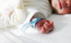 Баланын ден соолугу - эненин саламаттыгына көз каранды 