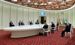 Борбор Азияны дүйнөлүк соода хабына айлантуу демилгеси белгиленди 