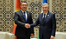 Президент Садыр Жапаров Өзбекстандын президенти Шавкат Мирзиёев менен жолугушту