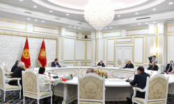 Илимпоздор - коомдун күзгүсү