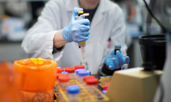 Кыргызстанда акыркы бир күндө коронавирустан 5 бейтап көз жумду