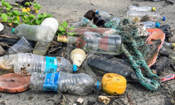 Бишкек: таштандылар тазаланбай, шаар тургундары нааразы