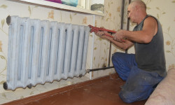 Жалал-Абадда 15 көп кабаттуу үй жылытуу тутумуна туташтырылууда