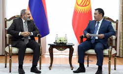 Президент Садыр Жапаров Армениянын премьер-министри Никол Пашинянды кабыл алды