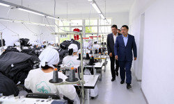 Түп районунда тигүү фабрикасы ишке кирди