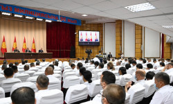 Садыр Жапаров өлкөнүн ички иштер органдарынын алдына бир катар милдеттерди койду  