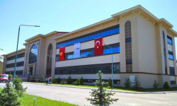 Кыргыз-Түрк достук мамлекеттик ооруканасы расмий ачылуу алдында турат