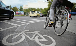 Кыргызстанда сырттан велосипед сатып алгандар көбөйдү 