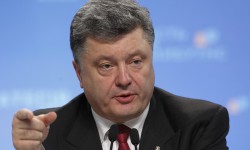 Порошенко может объявить военное положение