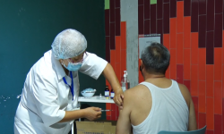 Айыл чарба кызматкерлеринин 69 пайызы коронавируска каршы эмдөөдөн өттү