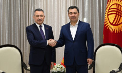 Президент Садыр Жапаров Түркиянын вице-президенти Фуат Октайды кабыл алды