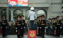 Эгемендүүлүктүн 25 жылдык мааракесине карата Бишкекте аскердик парад өтөт