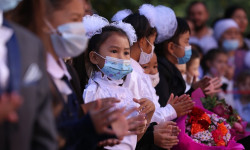 Жаңы окуу жылы мектептерде санитардык талаптарды сактоо менен башталды 