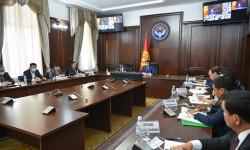 Жылытуу мезгилине даярдык маселеси республикалык штабдын кезектеги жыйынында талкууланды