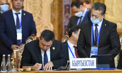 ЖККУ саммити: Жыйынтыктоочу декларация кабыл алынып, 14 документке кол коюлду