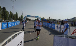 Кыргыз милициясынын генералы «Bishkek Half Marathon 2021» жарым марафонунда 1-орунду ээледи