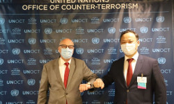 Экстремизмге жана терроризмге каршы күрөшүү. Руслан Казакбаев Владимир Воронков менен жолукту 