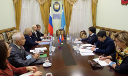 Кыргызстан - Россия: гуманитардык билим берүүдөгү кызматташуу маселелери талкууланды 