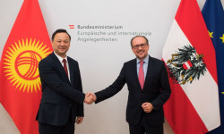 Руслан Казакбаев Австрияга болгон жумушчу сапарынын алкагында Александер Шалленберг менен жолукту 