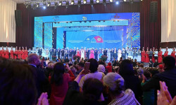 Казакстандын Кыргызстандагы маданият күндөрү улуттук филармонияда гала-концерт менен башталды