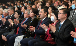 Президент Садыр Жапаров Казакстандын Кыргызстандагы маданият күндөрүнүн ачылышына катышты