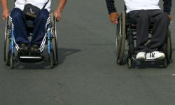 Мүмкүнчүлүгү чектелген жарандарга жетиштүү шарт түзүү боюнча программа иштелип чыкты