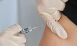 Бир суткада 7170 адам эмдөөдөн өттү