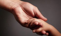 Россиядан кароосуз калган жашы жете элек 7 бала Кыргызстанга кайтарылды   