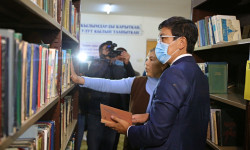 Китепканалар калкка бекер кызмат көрсөтөт - Эдил Байсалов