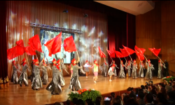 "Шаттык" элдик үлгүлүү бий ансамблинин отчеттук концертти өттү