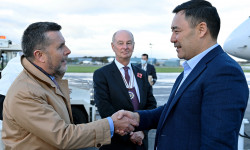 Садыр Жапаров Улуу Британия Королдугу жана Түндүк Ирландиянын  Глазго шаарына келди