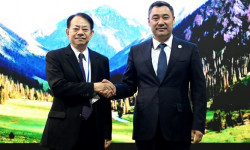 Президент Азиялык өнүктүрүү банкынын Президенти Масацугу Асакава менен жолугушту